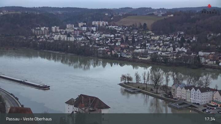 Archived image Webcam Passau: View from Veste Oberhaus