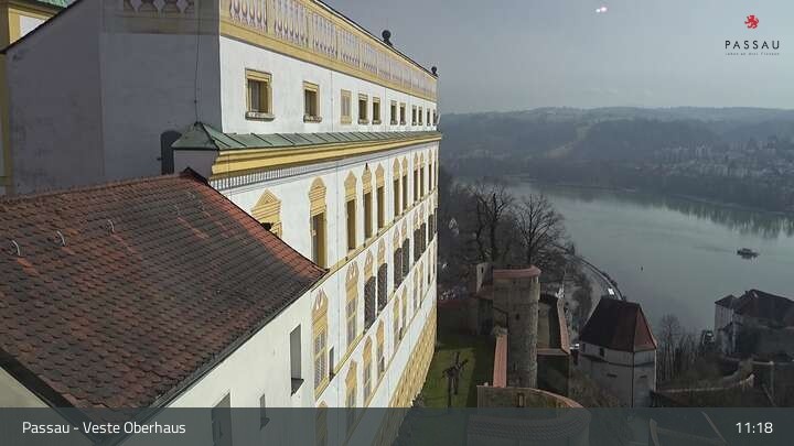 Archiv Foto Webcam Passau: Blick von der Veste Oberhaus auf Donau und Altstadt