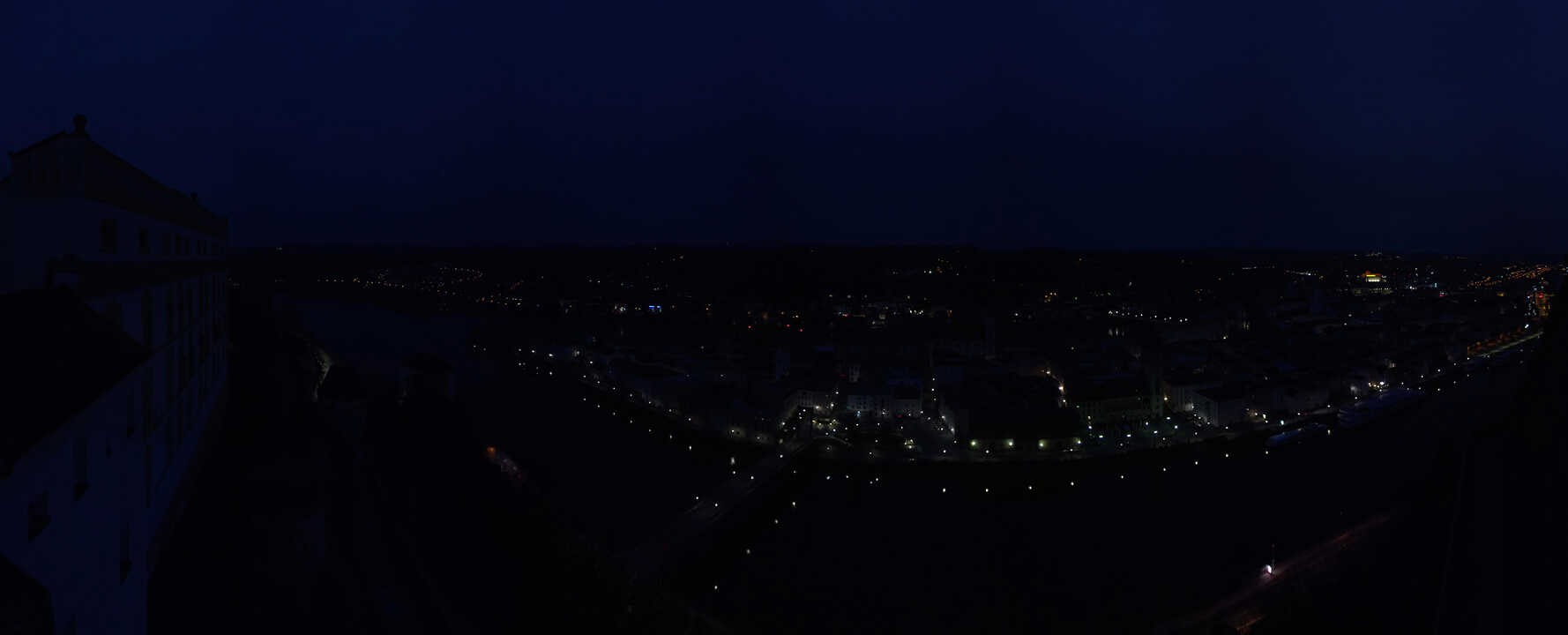 Archived image Webcam Passau: View from Veste Oberhaus