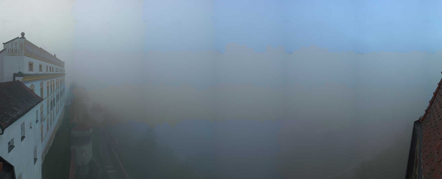 Archiv Foto Webcam Passau: Blick von der Veste Oberhaus auf Donau und Altstadt