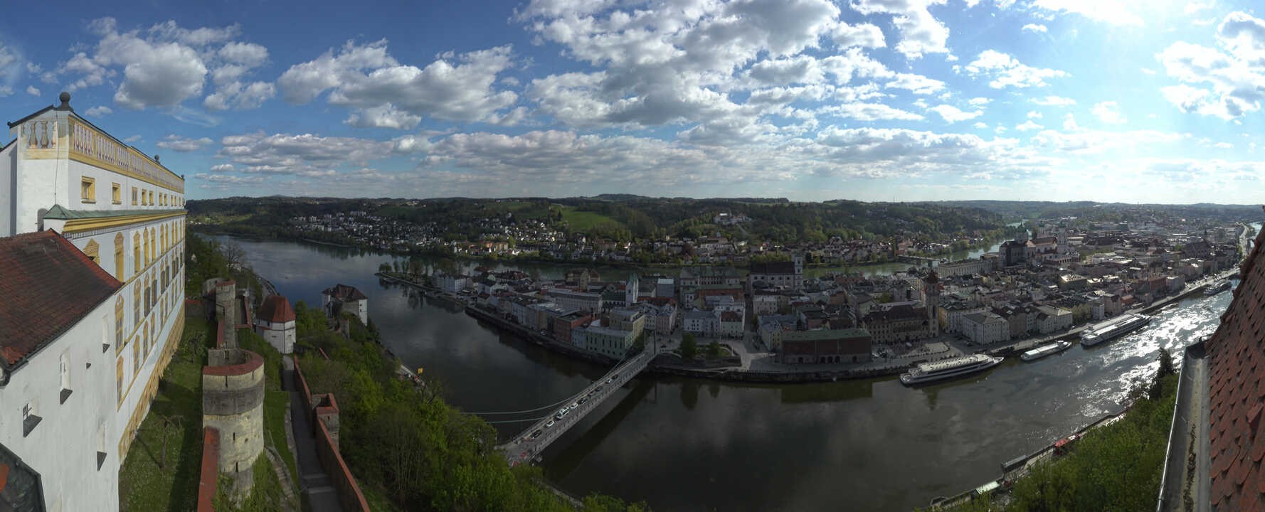 Archiv Foto Webcam Passau: Blick von der Veste Oberhaus auf Donau und Altstadt