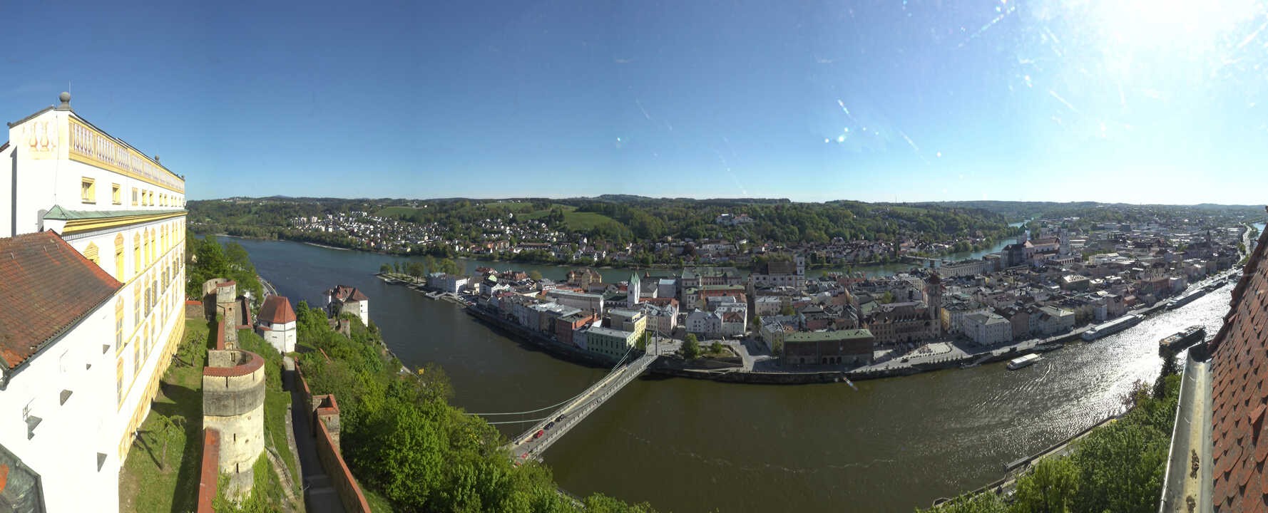 Archiv Foto Webcam Passau: Blick von der Veste Oberhaus auf Donau und Altstadt