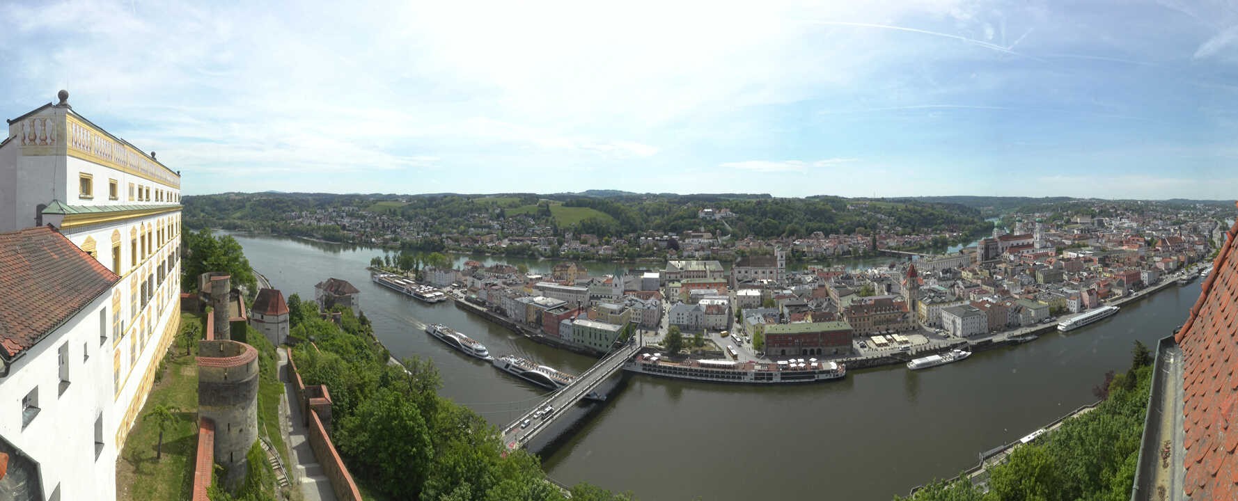 Archiv Foto Webcam Passau: Blick von der Veste Oberhaus auf Donau und Altstadt