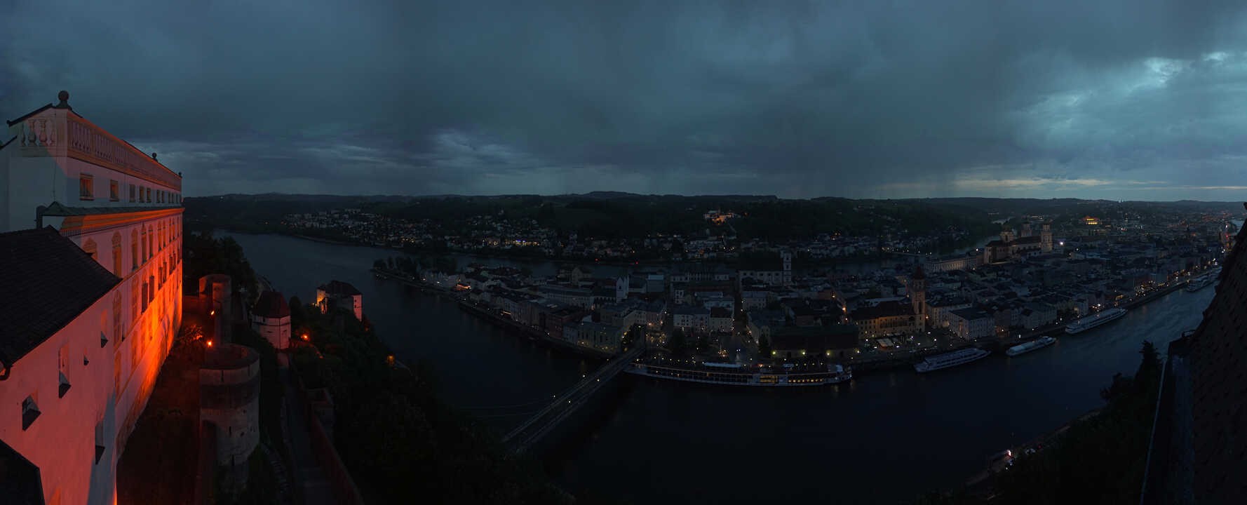 Archived image Webcam Passau: View from Veste Oberhaus