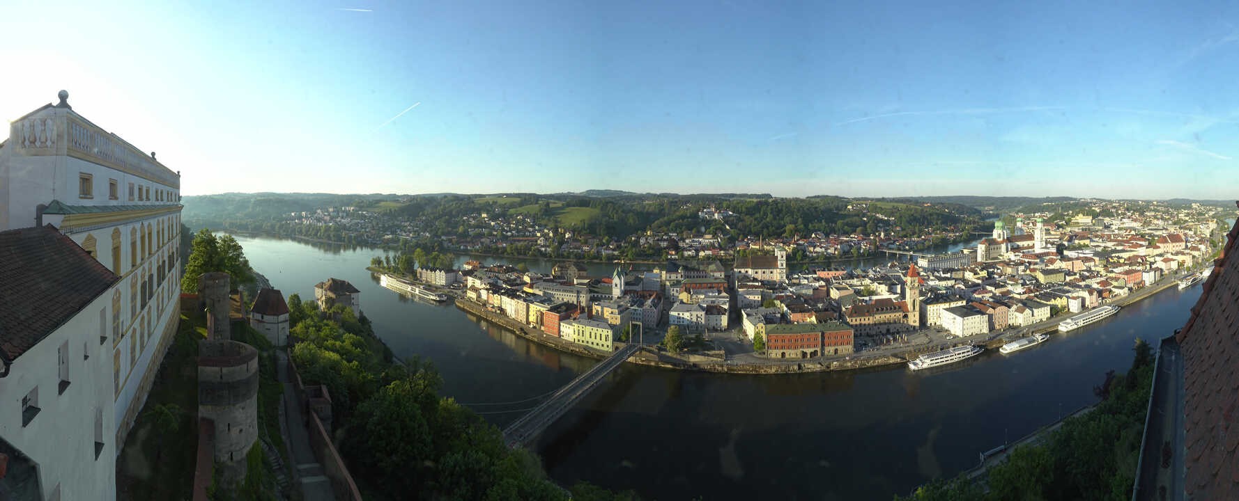 Archiv Foto Webcam Passau: Blick von der Veste Oberhaus auf Donau und Altstadt