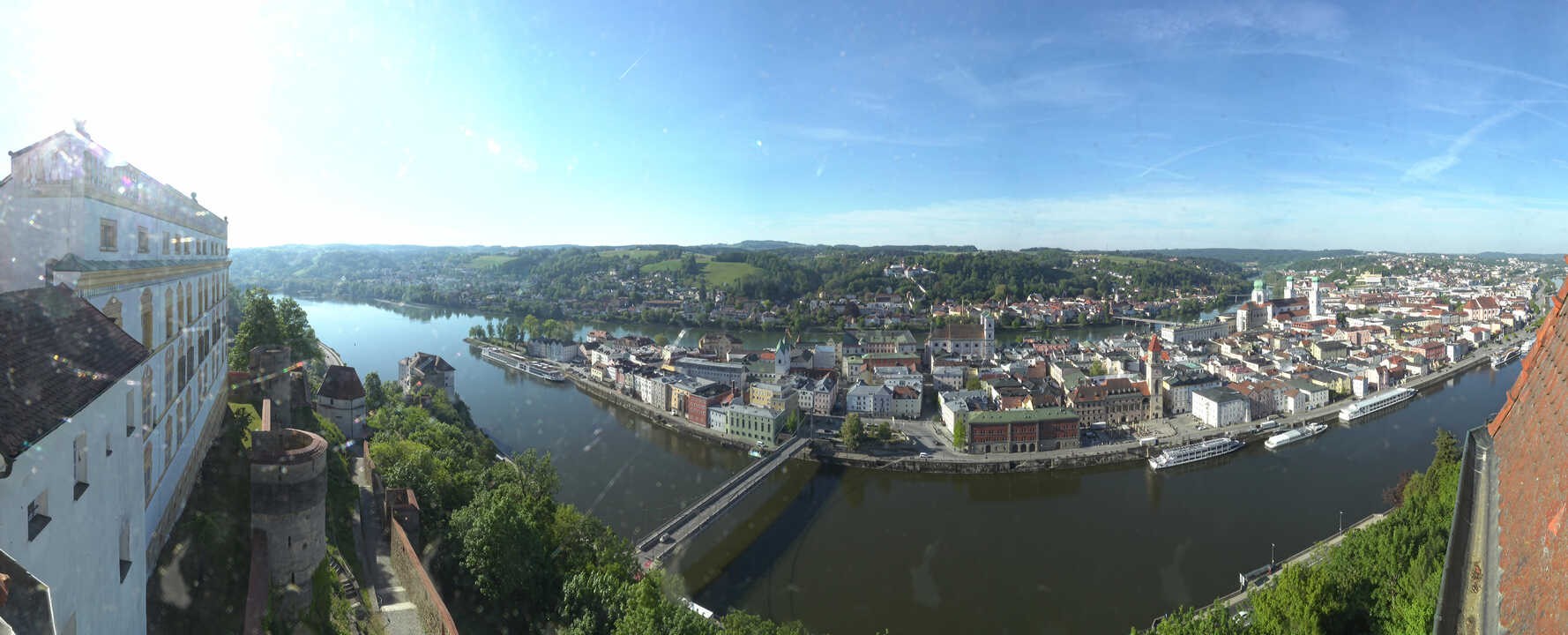 Archiv Foto Webcam Passau: Blick von der Veste Oberhaus auf Donau und Altstadt