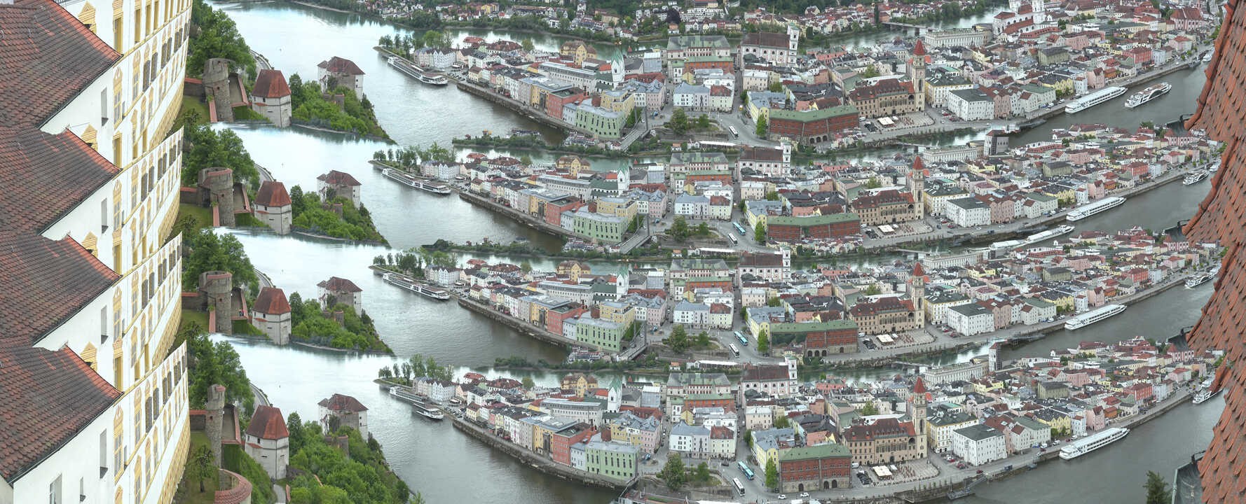 Archiv Foto Webcam Passau: Blick von der Veste Oberhaus auf Donau und Altstadt