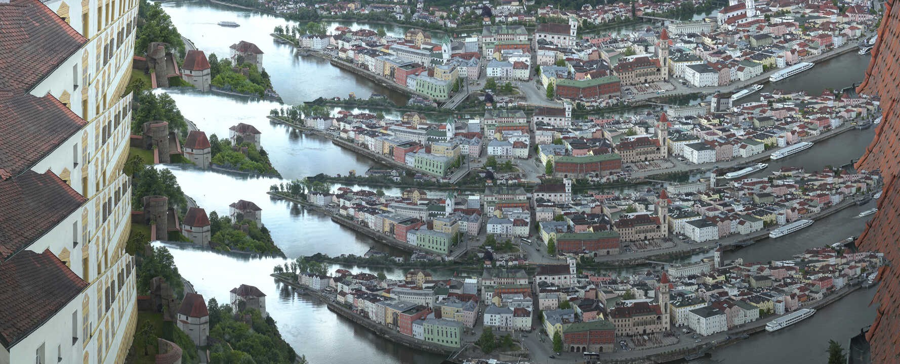Archiv Foto Webcam Passau: Blick von der Veste Oberhaus auf Donau und Altstadt