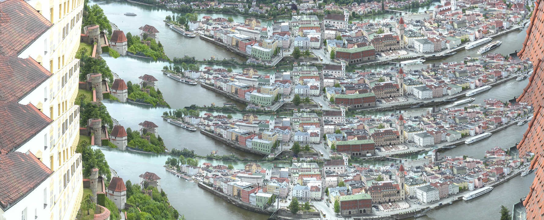 Archiv Foto Webcam Passau: Blick von der Veste Oberhaus auf Donau und Altstadt