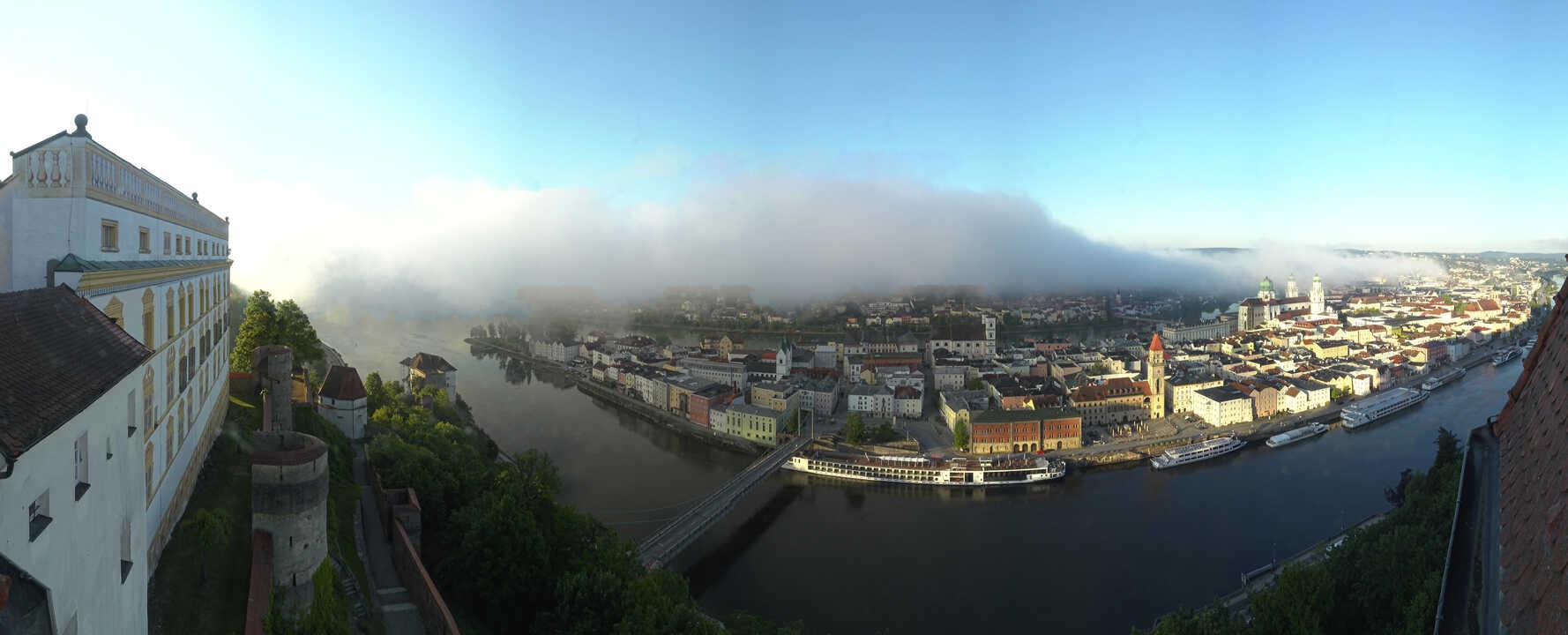 Archiv Foto Webcam Passau: Blick von der Veste Oberhaus auf Donau und Altstadt