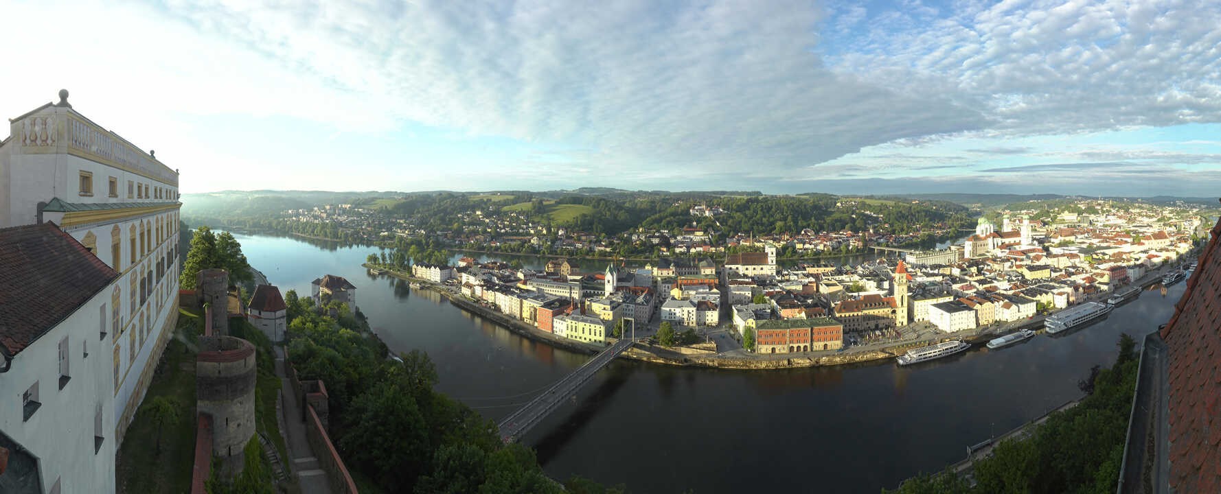 Archiv Foto Webcam Passau: Blick von der Veste Oberhaus auf Donau und Altstadt