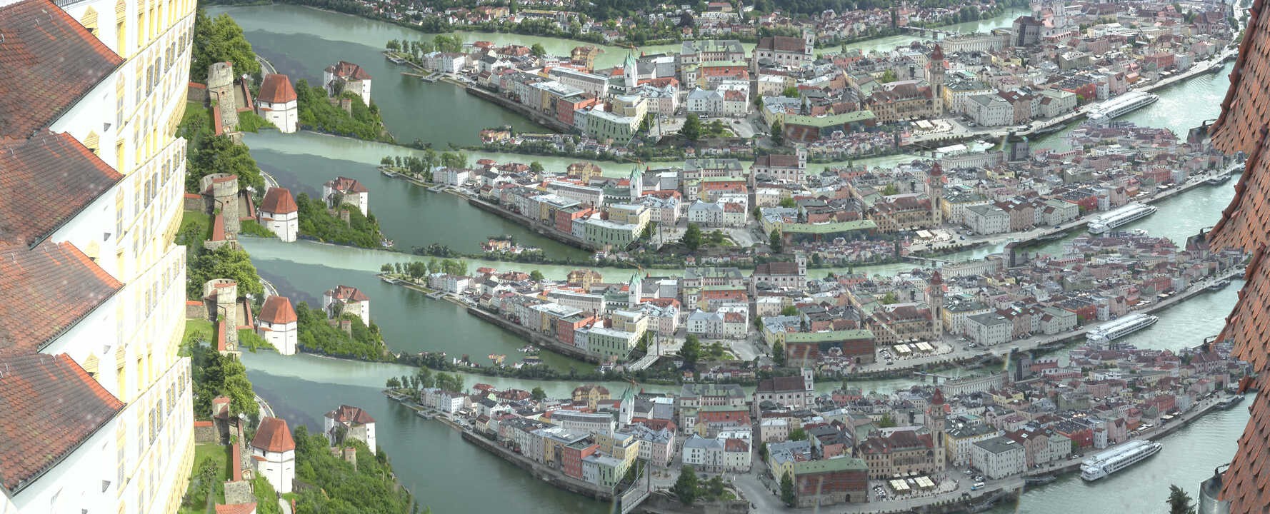 Archiv Foto Webcam Passau: Blick von der Veste Oberhaus auf Donau und Altstadt