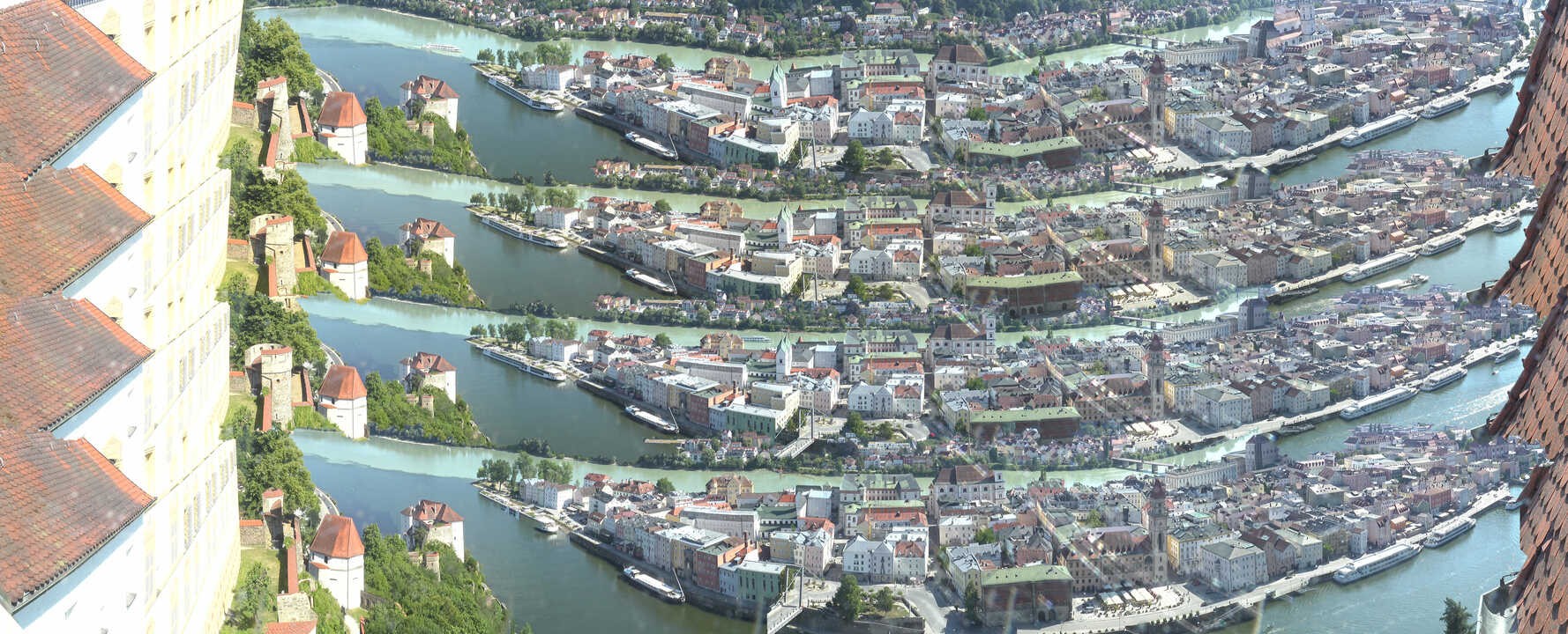 Archiv Foto Webcam Passau: Blick von der Veste Oberhaus auf Donau und Altstadt