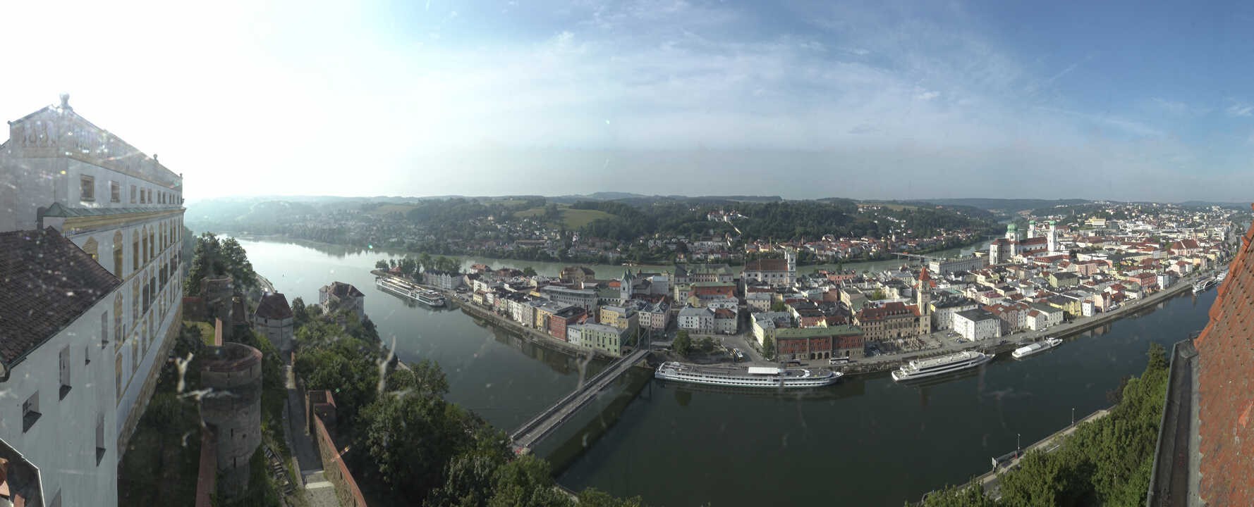 Archiv Foto Webcam Passau: Blick von der Veste Oberhaus auf Donau und Altstadt