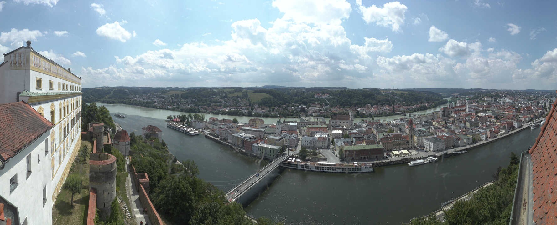 Archived image Webcam Passau: View from Veste Oberhaus