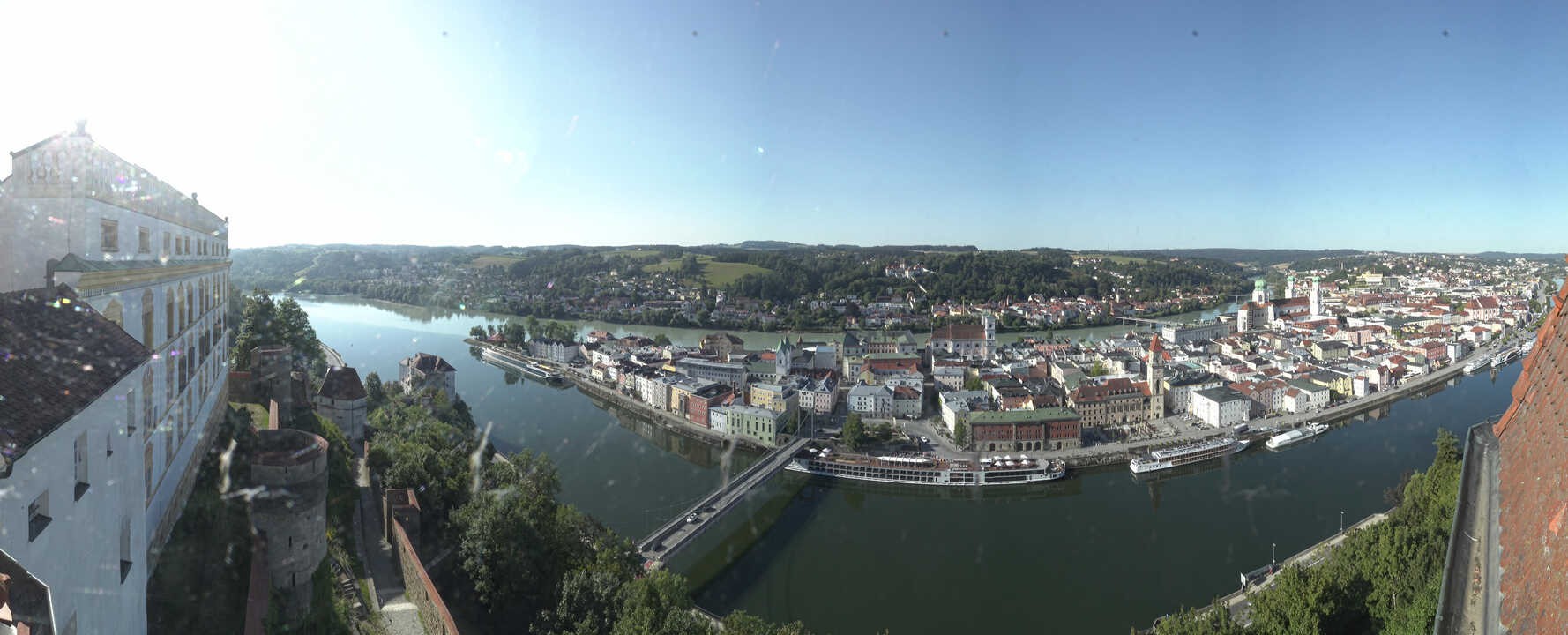Archiv Foto Webcam Passau: Blick von der Veste Oberhaus auf Donau und Altstadt