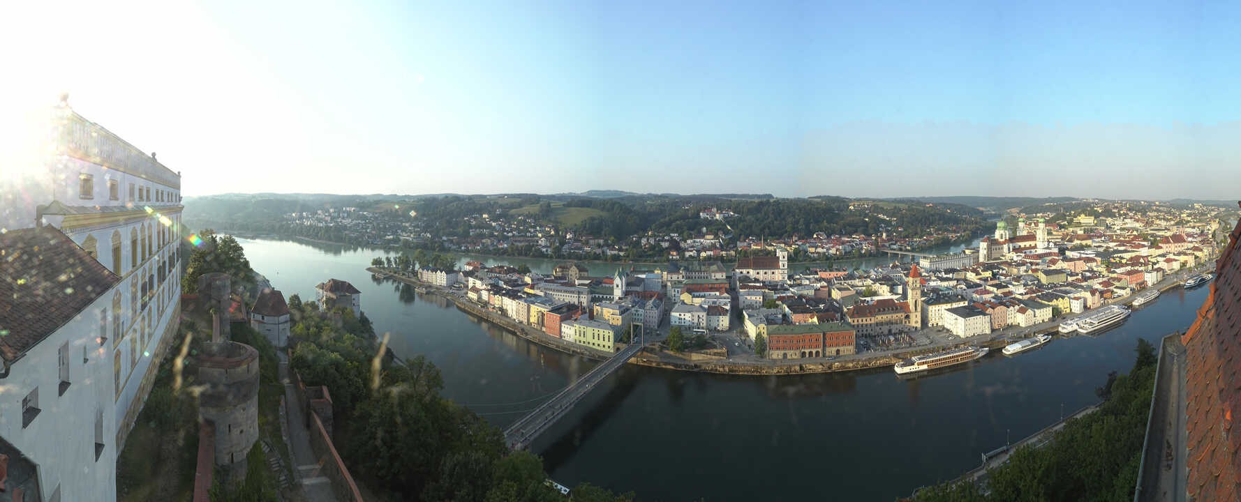 Archiv Foto Webcam Passau: Blick von der Veste Oberhaus auf Donau und Altstadt