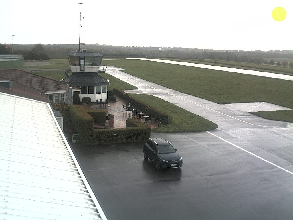 Archived image Webcam Airfield Osnabrück