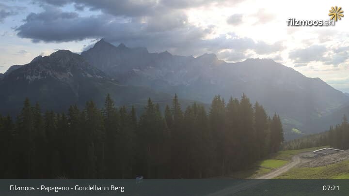 Archived image Webcam Filzmoos - Papageno Top Station