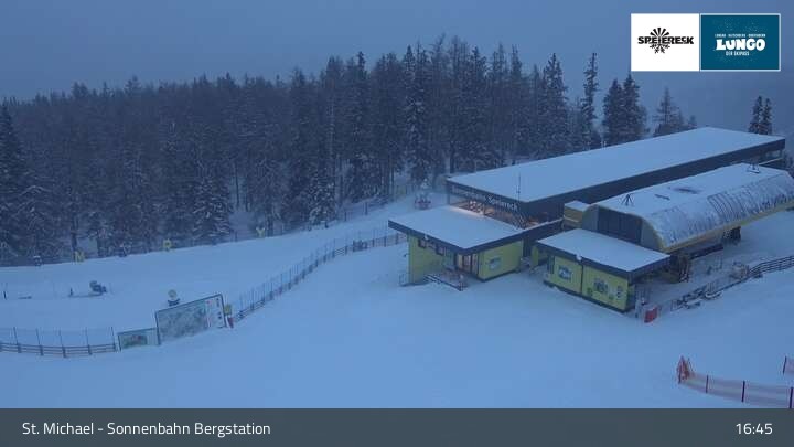 Archiv Foto Webcam St. Michael - Blick Bergstation Sonnenbahn Gondel