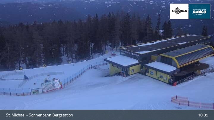Archived image Webcam St. Michael - View Top Station Sonnenbahn