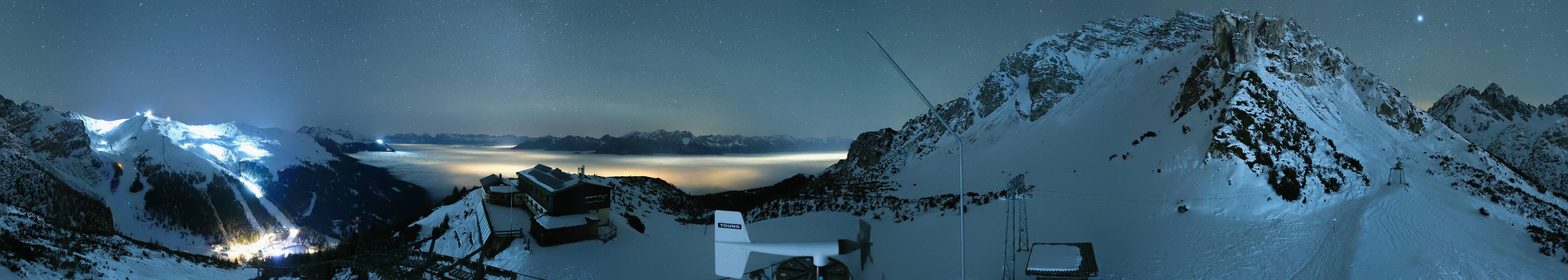 Archiv Foto Webcam Axams: Blick vom Birgitzköpflhaus