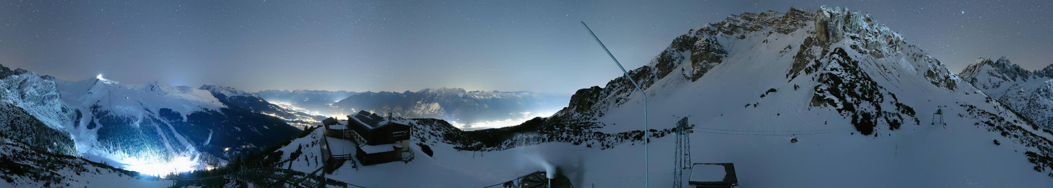 Archiv Foto Webcam Axams: Blick vom Birgitzköpflhaus