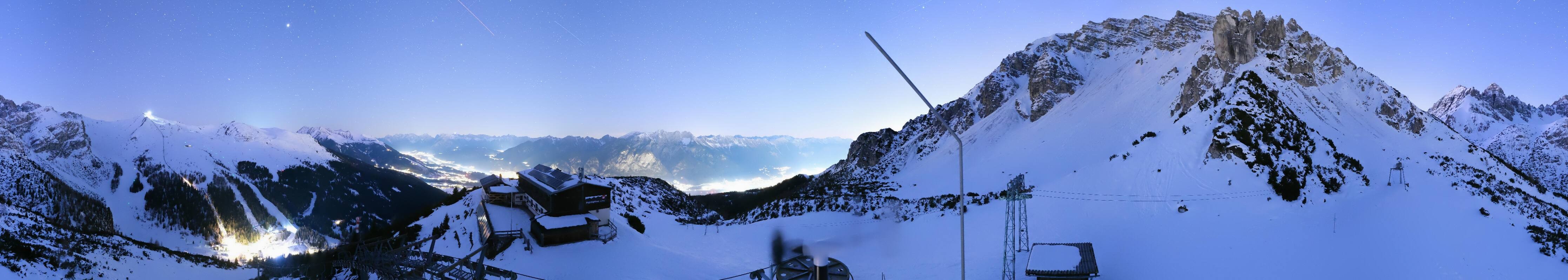Archiv Foto Webcam Axams: Blick vom Birgitzköpflhaus