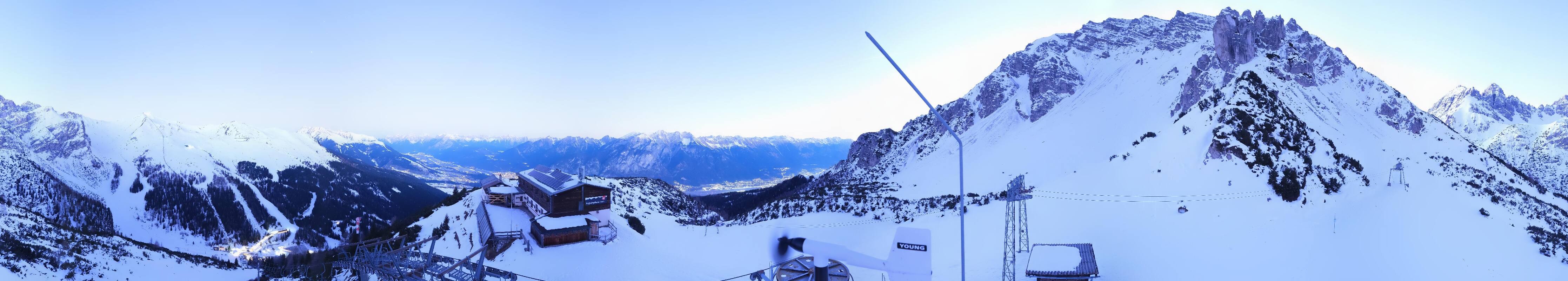 Archiv Foto Webcam Axams: Blick vom Birgitzköpflhaus