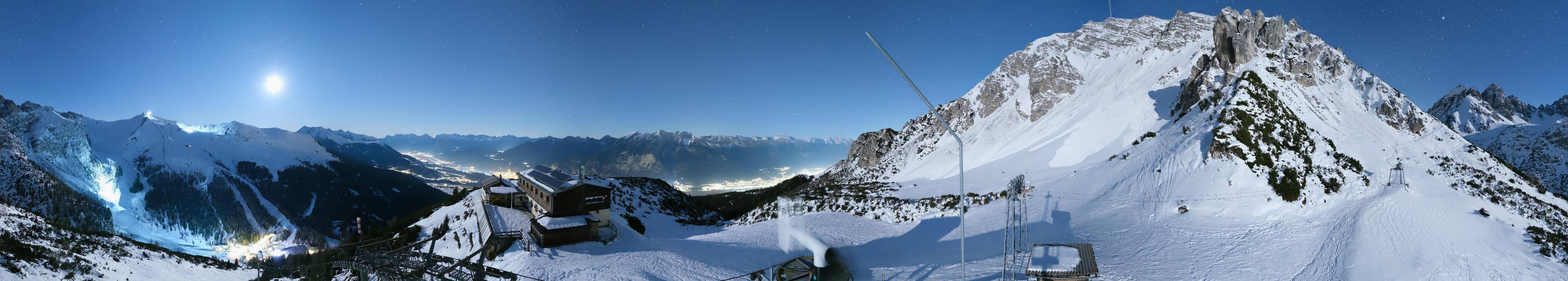 Archiv Foto Webcam Axams: Blick vom Birgitzköpflhaus