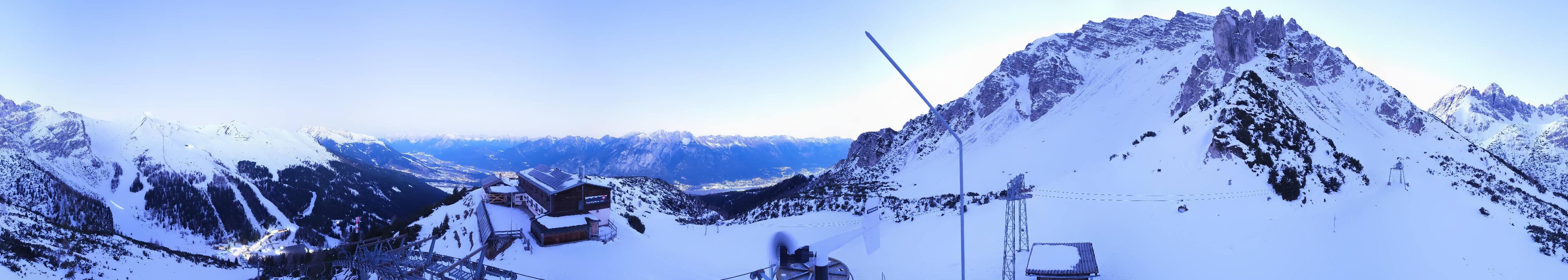 Archiv Foto Webcam Axams: Blick vom Birgitzköpflhaus