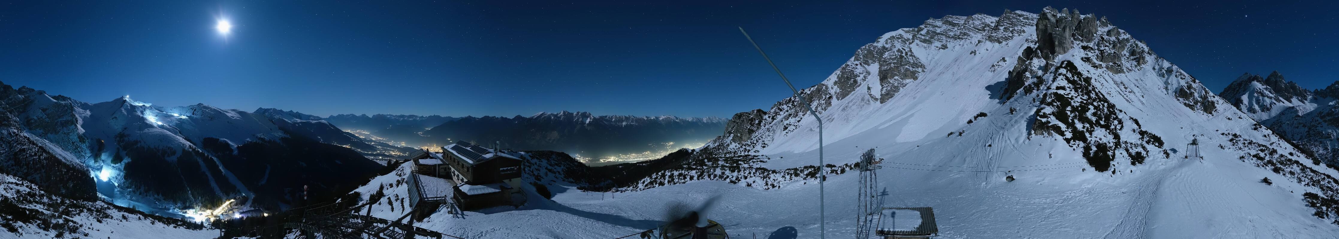 Archiv Foto Webcam Axams: Blick vom Birgitzköpflhaus