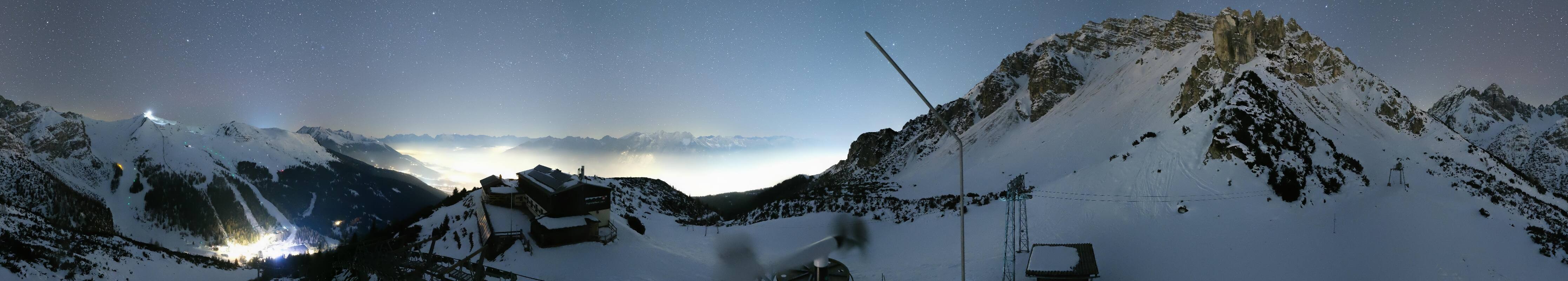 Archiv Foto Webcam Axams: Blick vom Birgitzköpflhaus