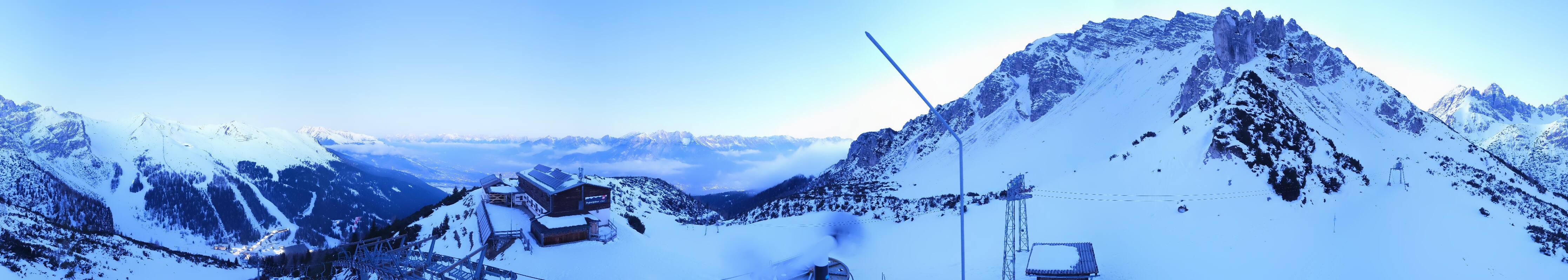 Archiv Foto Webcam Axams: Blick vom Birgitzköpflhaus