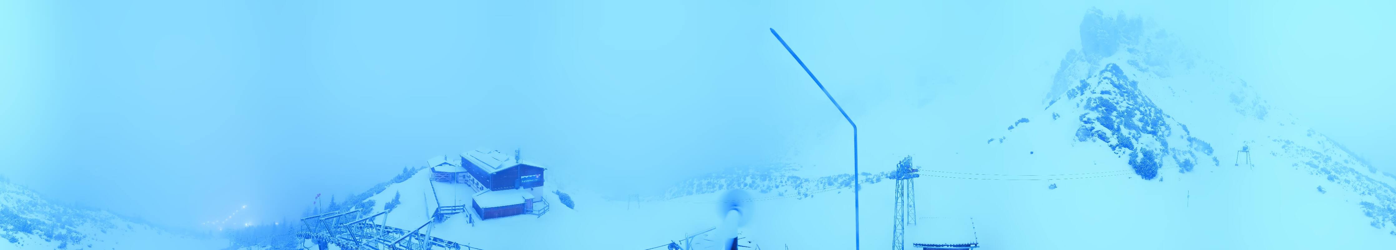 Archived image Webcam Axams: View Birgitzköpflhaus