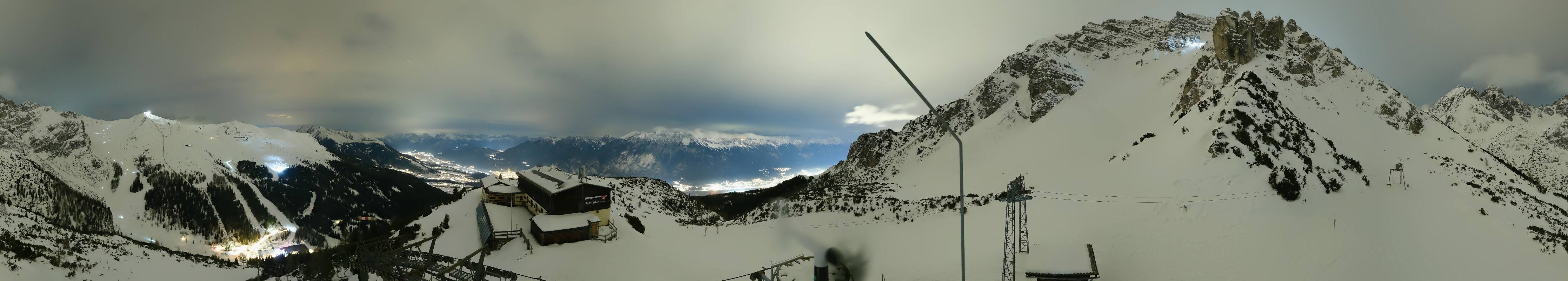 Archiv Foto Webcam Axams: Blick vom Birgitzköpflhaus