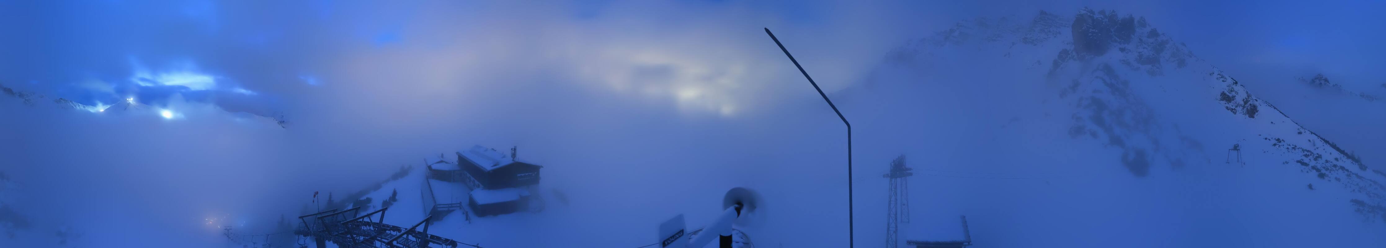 Archived image Webcam Axams: View Birgitzköpflhaus