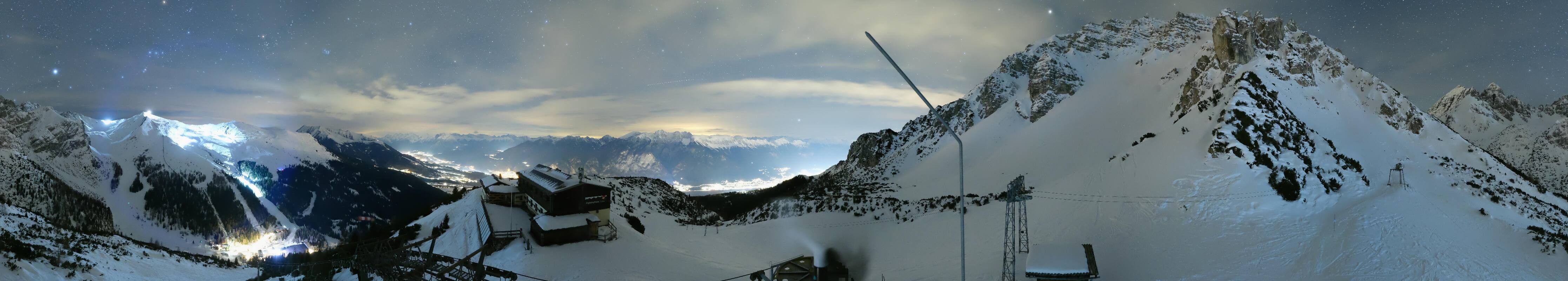 Archiv Foto Webcam Axams: Blick vom Birgitzköpflhaus