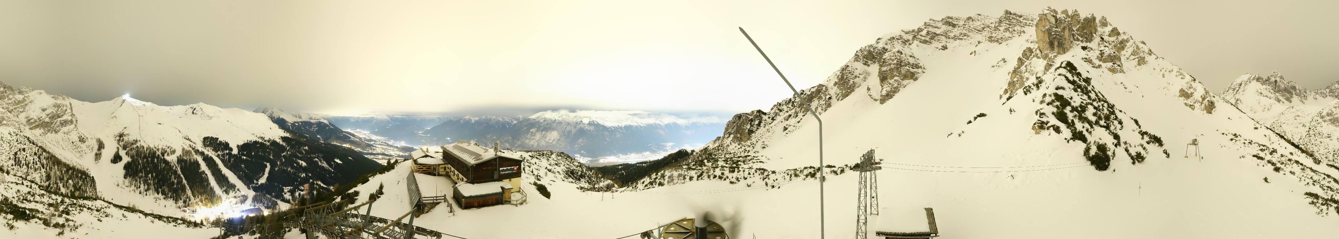Archiv Foto Webcam Axams: Blick vom Birgitzköpflhaus