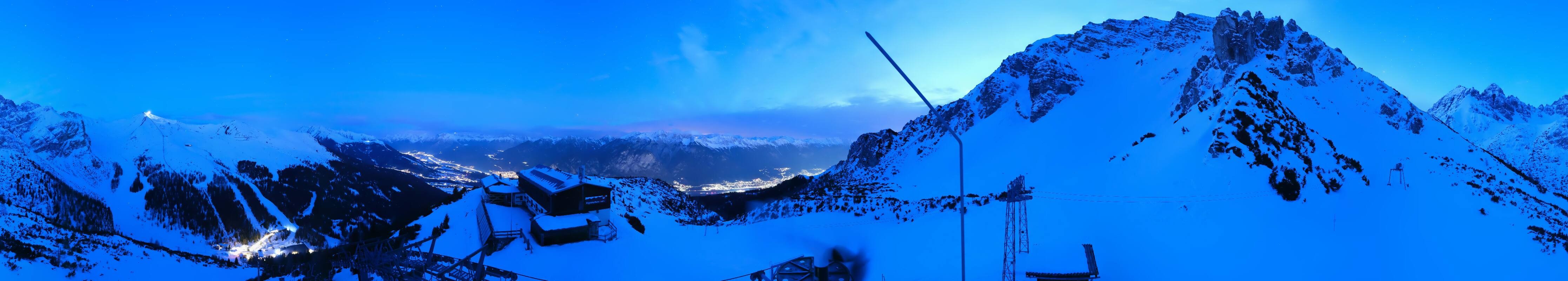 Archiv Foto Webcam Axams: Blick vom Birgitzköpflhaus