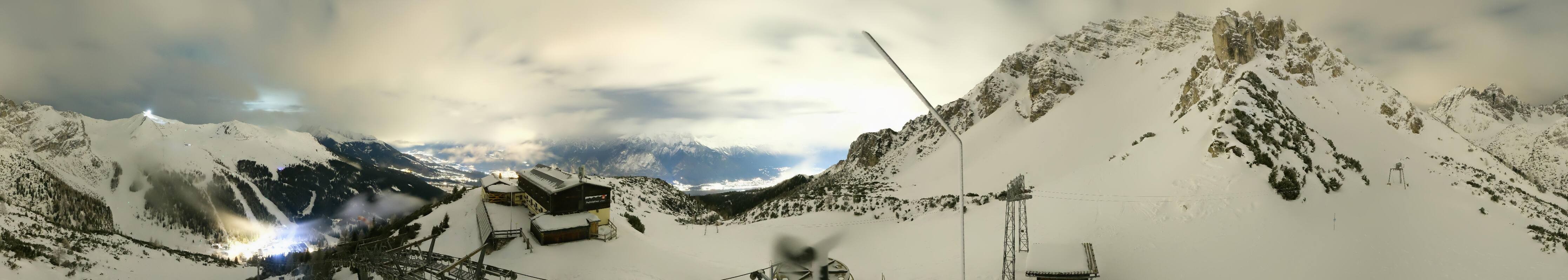 Archiv Foto Webcam Axams: Blick vom Birgitzköpflhaus