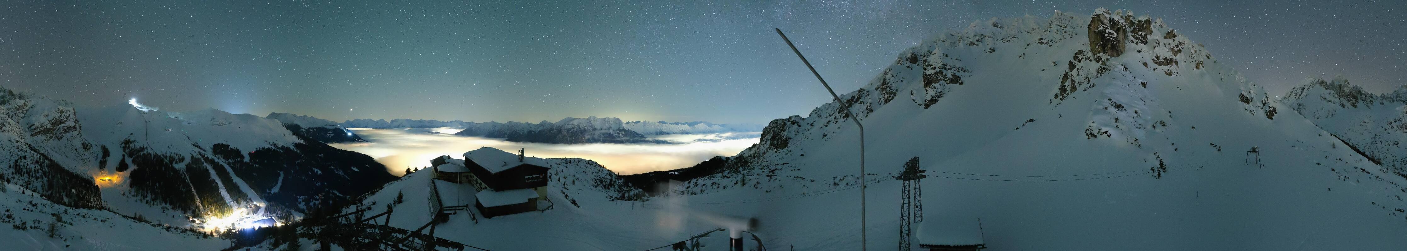 Archiv Foto Webcam Axams: Blick vom Birgitzköpflhaus