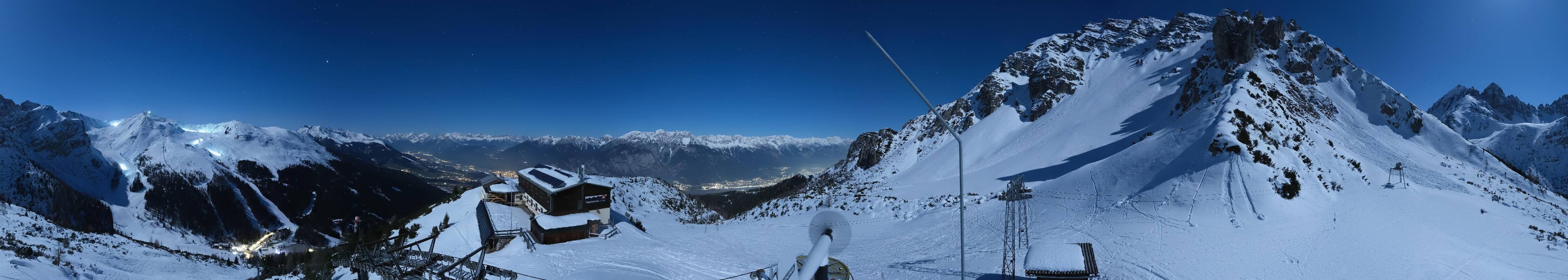 Archiv Foto Webcam Axams: Blick vom Birgitzköpflhaus