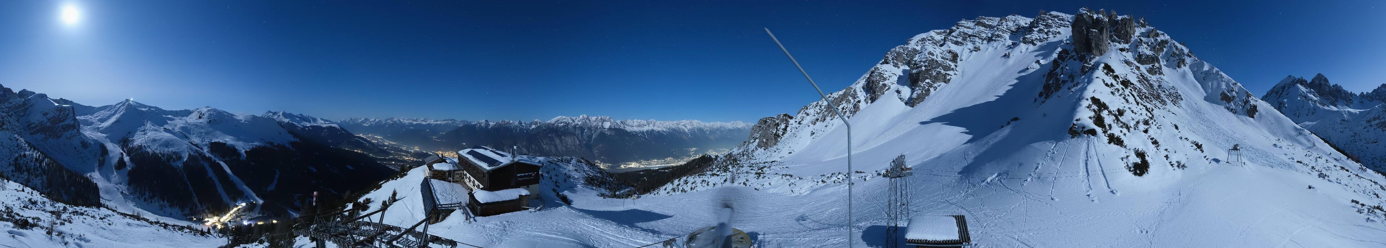 Archiv Foto Webcam Axams: Blick vom Birgitzköpflhaus