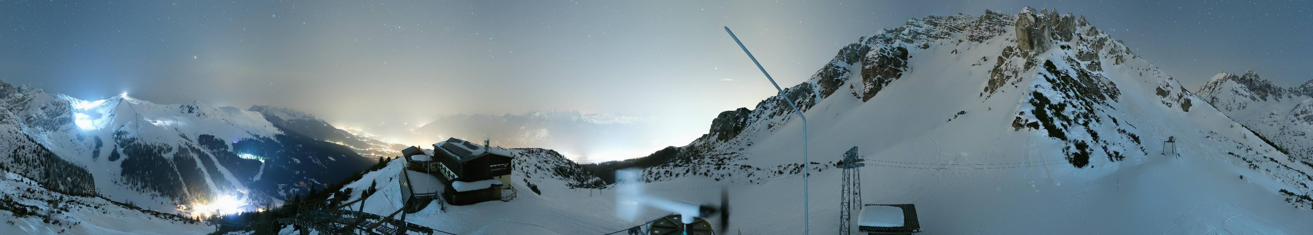 Archiv Foto Webcam Axams: Blick vom Birgitzköpflhaus