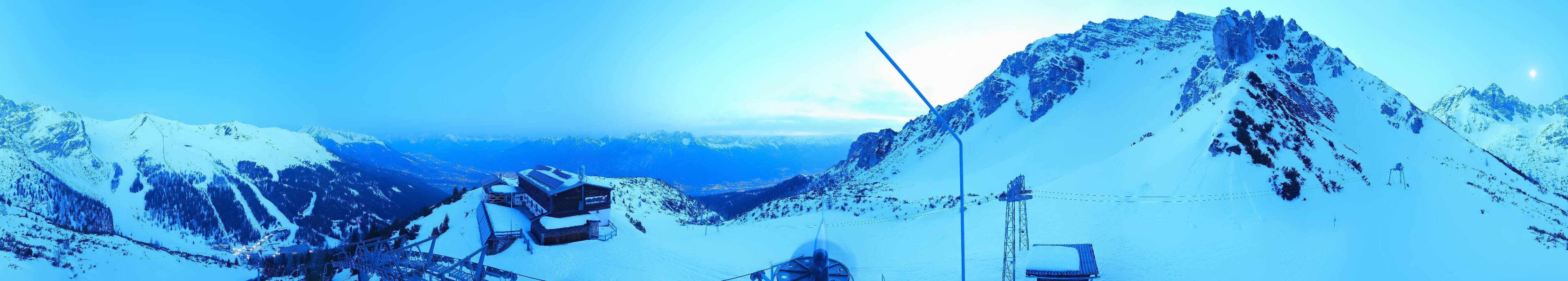 Archiv Foto Webcam Axams: Blick vom Birgitzköpflhaus