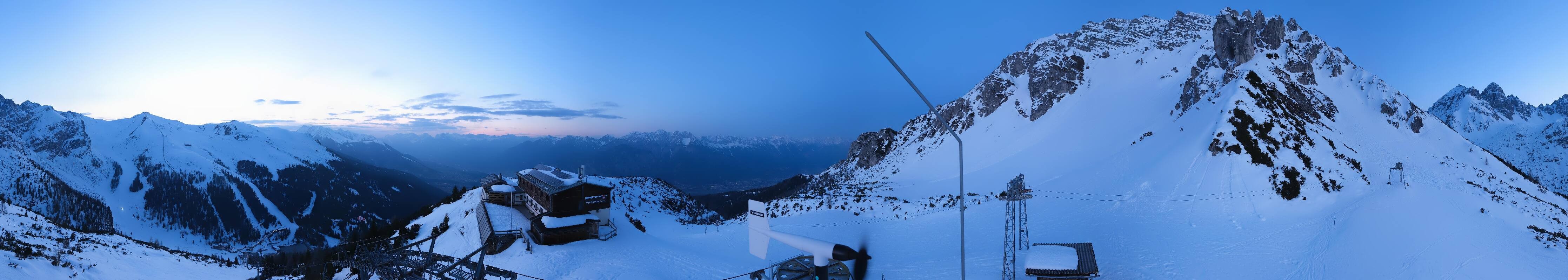 Archiv Foto Webcam Axams: Blick vom Birgitzköpflhaus