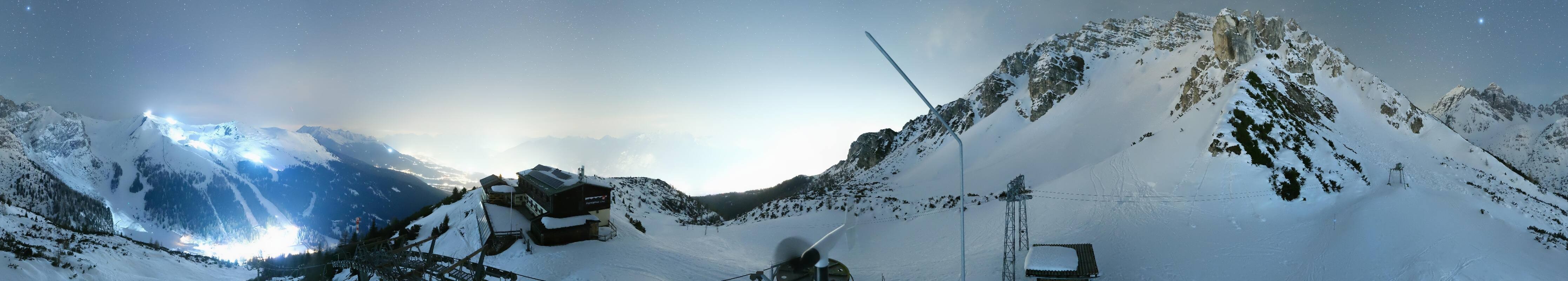 Archiv Foto Webcam Axams: Blick vom Birgitzköpflhaus