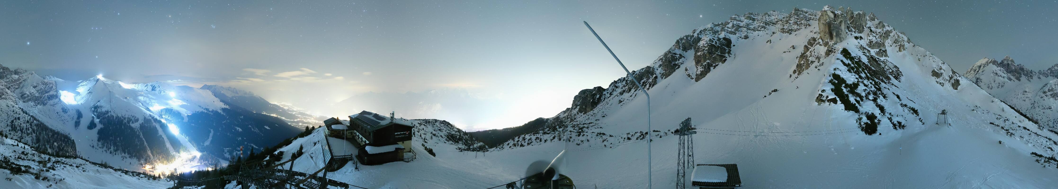 Archiv Foto Webcam Axams: Blick vom Birgitzköpflhaus