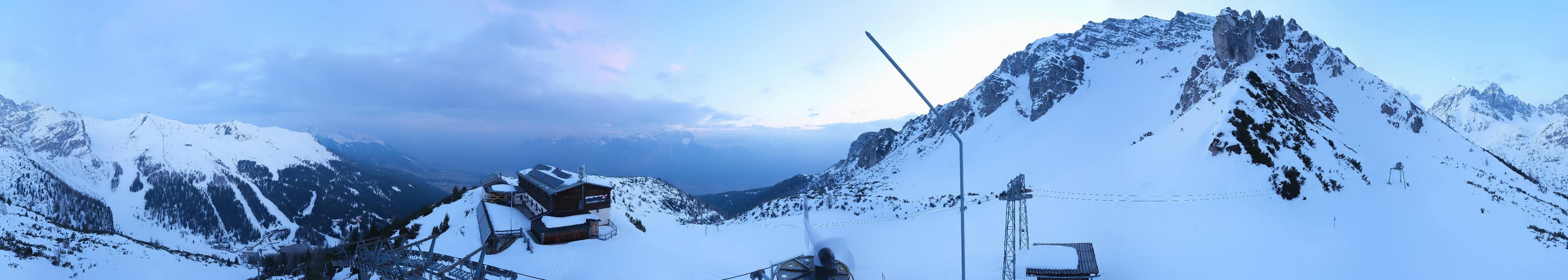 Archiv Foto Webcam Axams: Blick vom Birgitzköpflhaus